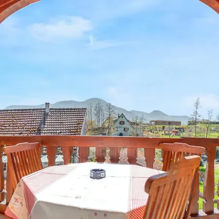 Maison Charmante Avec Vue Sur La Montagne A