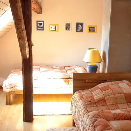 Semesterbostad Maison Charmante Avec Vue Sur La Montagne A